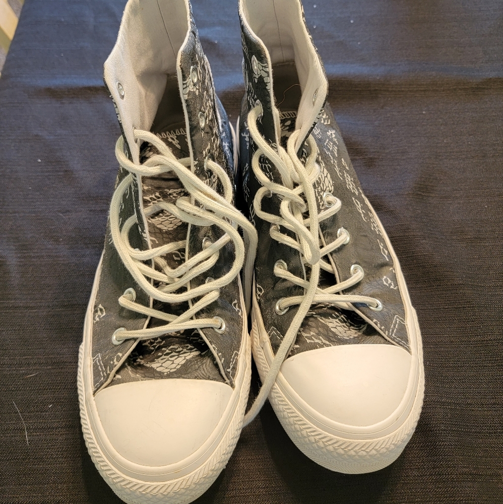 Snakeskin Pattern Converse